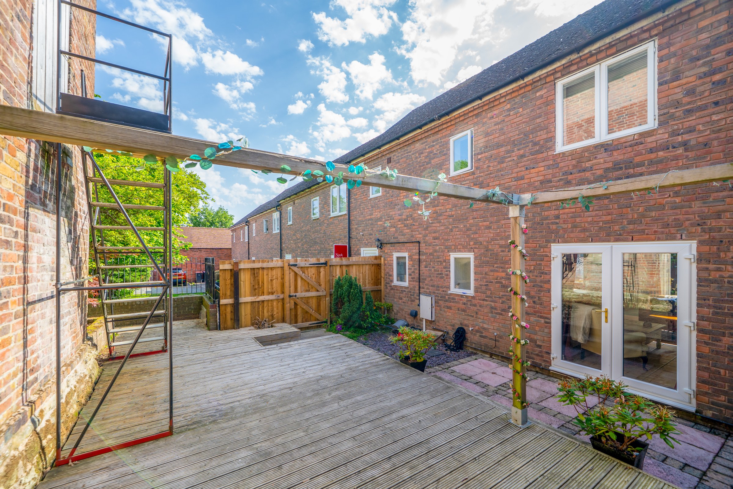 Priors Gate, Priorslee, TF2, photo 23