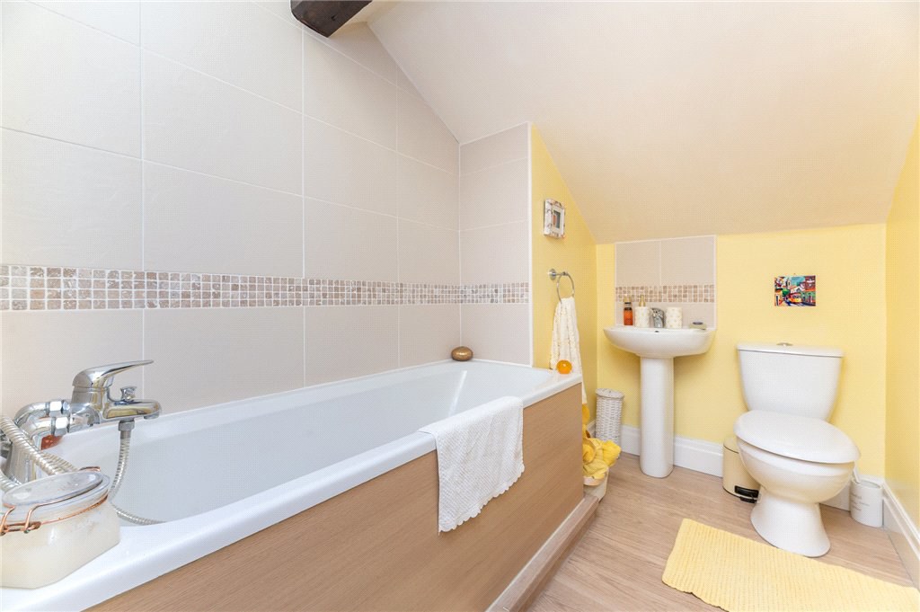 Grosvenor Road, Batley, West Yorkshire, WF17, photo 27