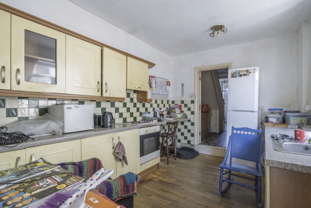 County Road, Swindon, SN1, photo 13