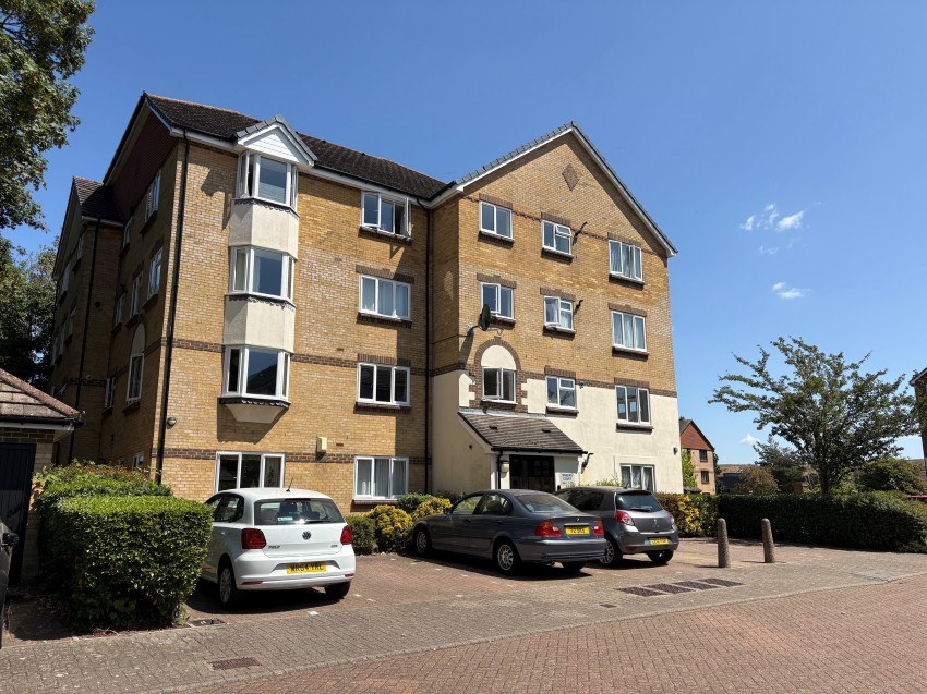 Queens Court