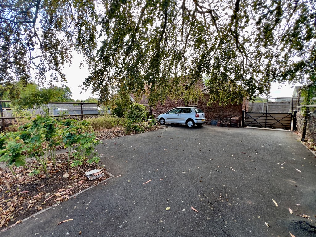Sutton House, Wembdon Rise, Wembdon, Somerset, photo 27