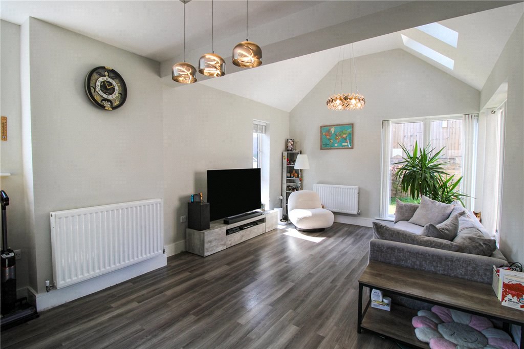 Swinsty Close, Harrogate, North Yorkshire, HG3, photo 3