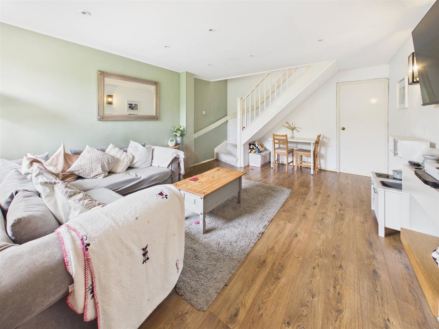 Deerhurst Place, Quedgeley, Gloucester, photo 7
