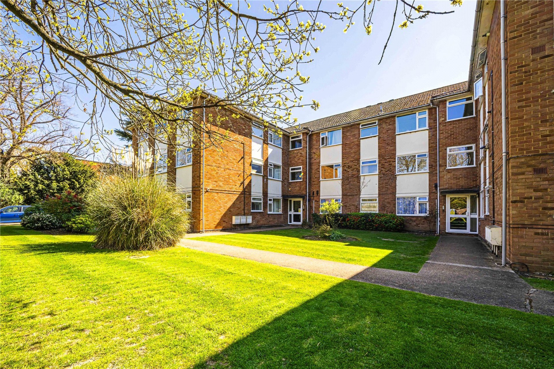 Carlton Court