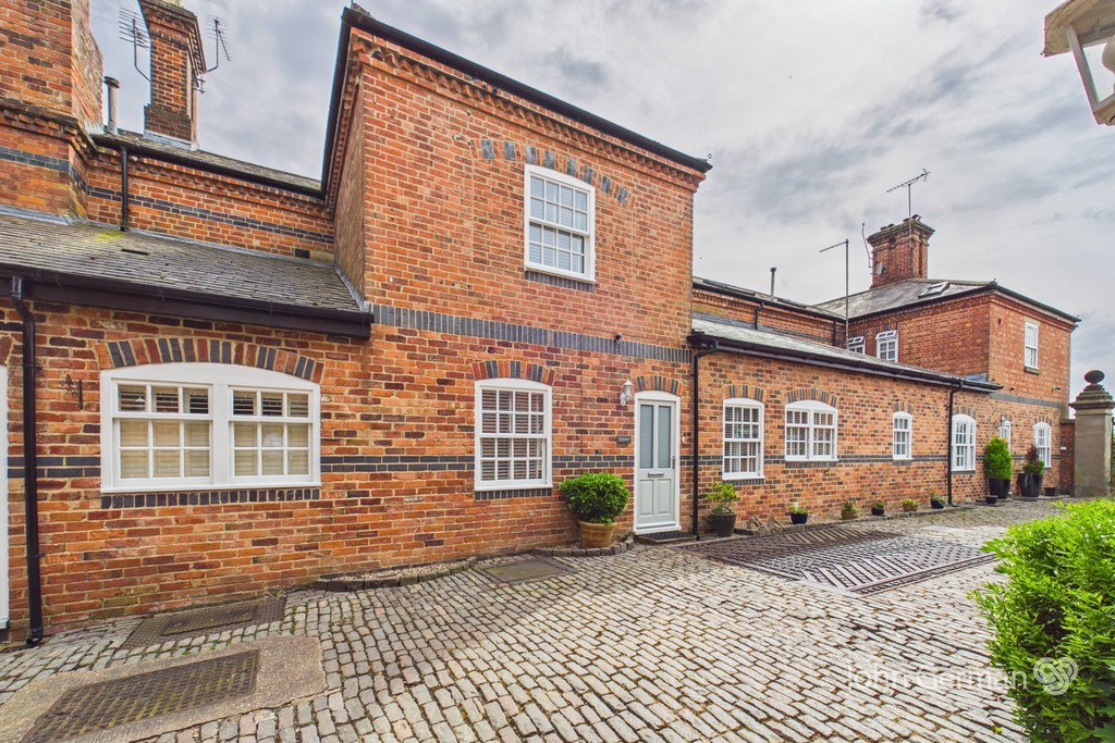 Rangemore Hall Mews