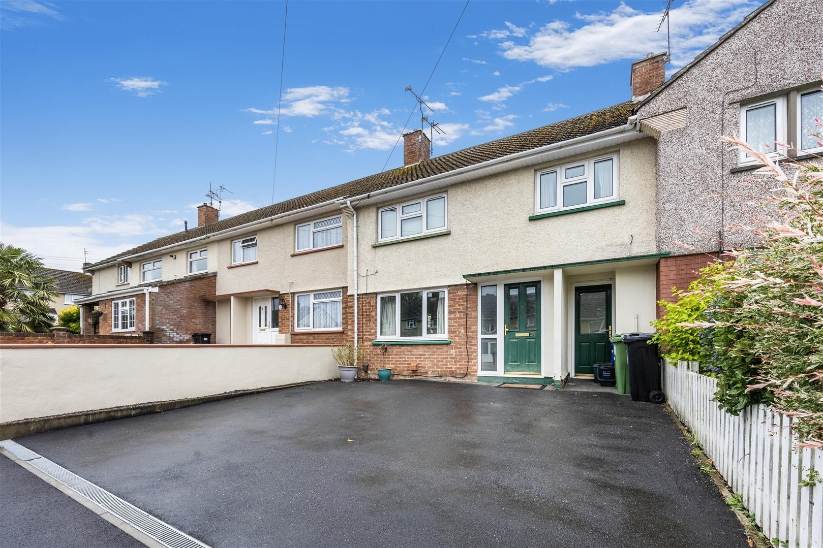 Lincoln Close