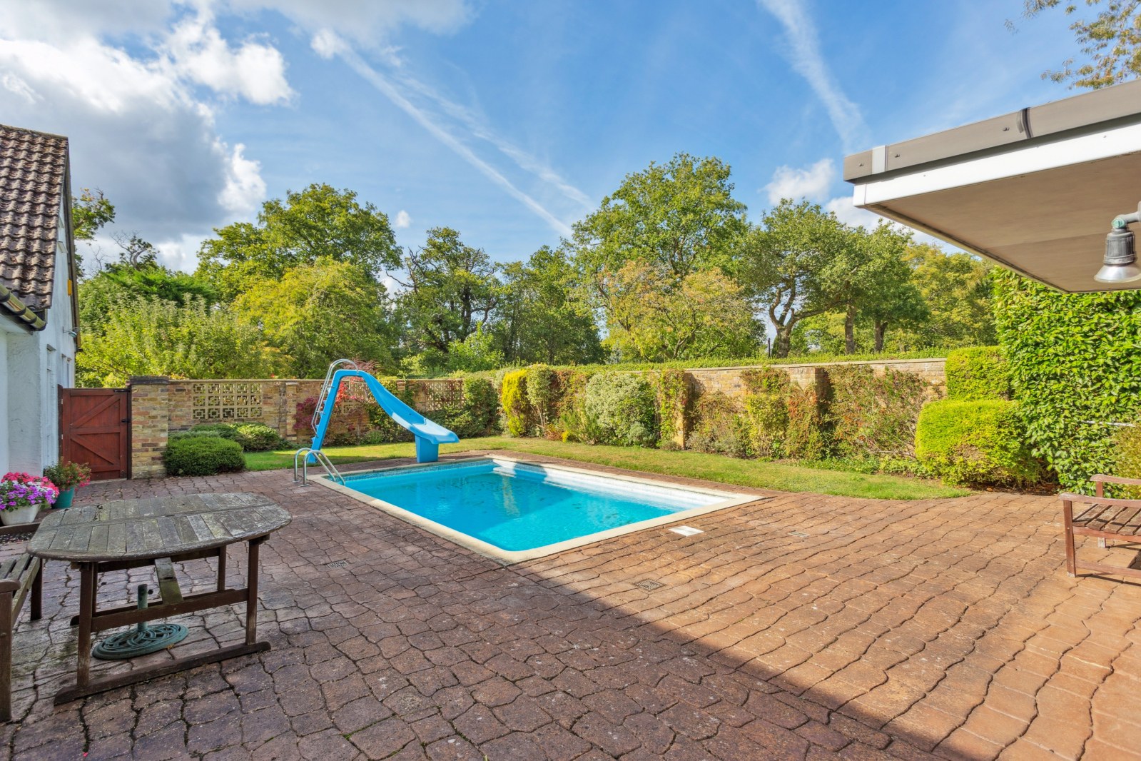Cherry Tree Lane, Fulmer, Buckinghamshire, SL3, photo 3