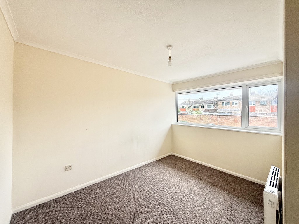 Balmoral Road, Yeovil, Somerset - No Chain, photo 12