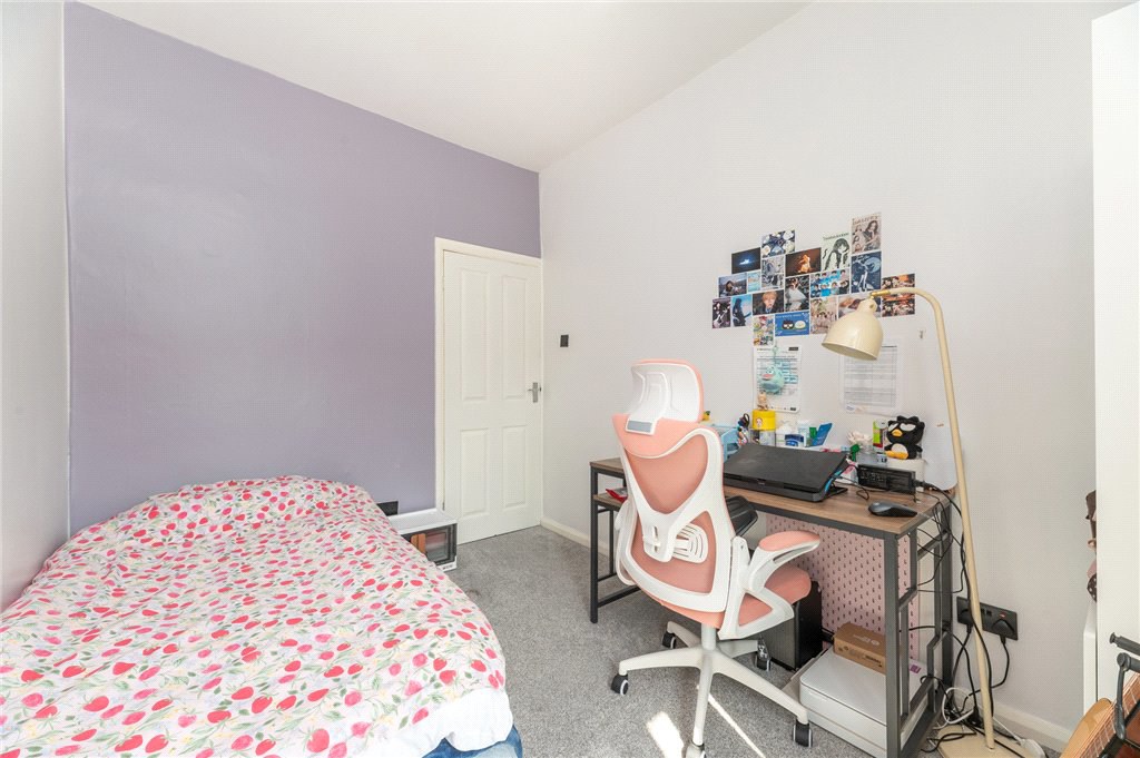 Askey Avenue, Morley, Leeds, West Yorkshire, LS27, photo 16