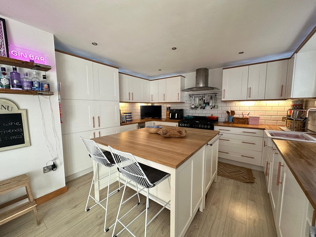 Longwood Close, Plymouth, Devon, photo 4