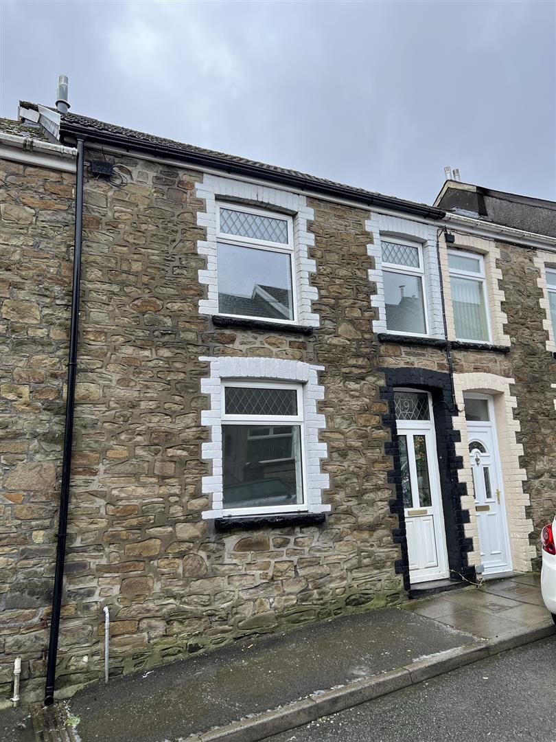 House For Rent Neuadd Street