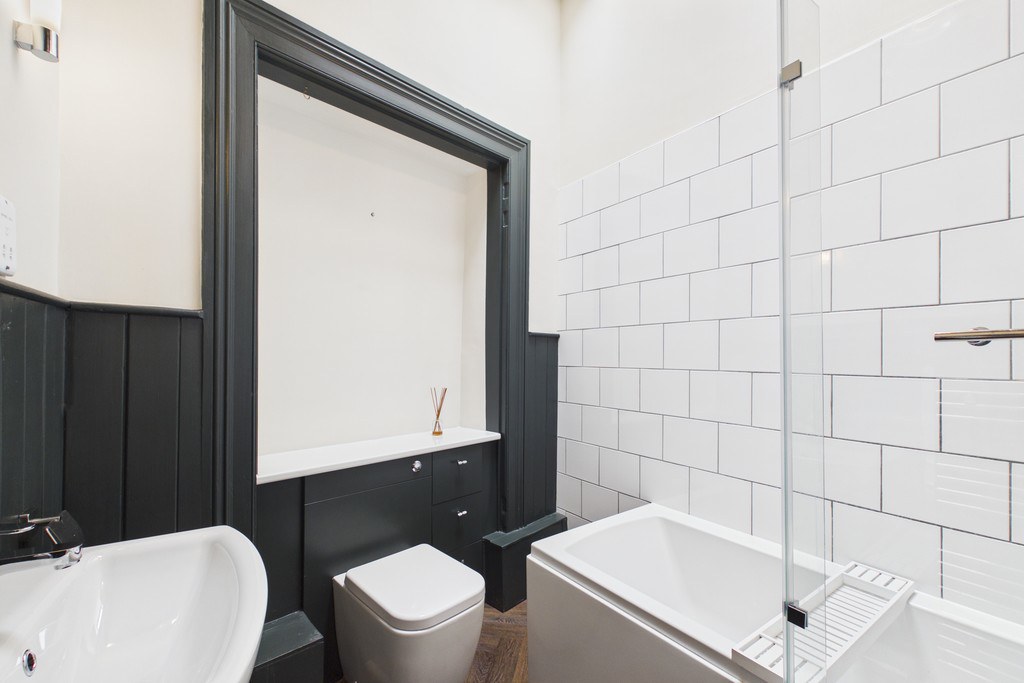 Flat 3, 5 St Johns Street, Keswick, Cumbria, CA12 5AP, photo 30