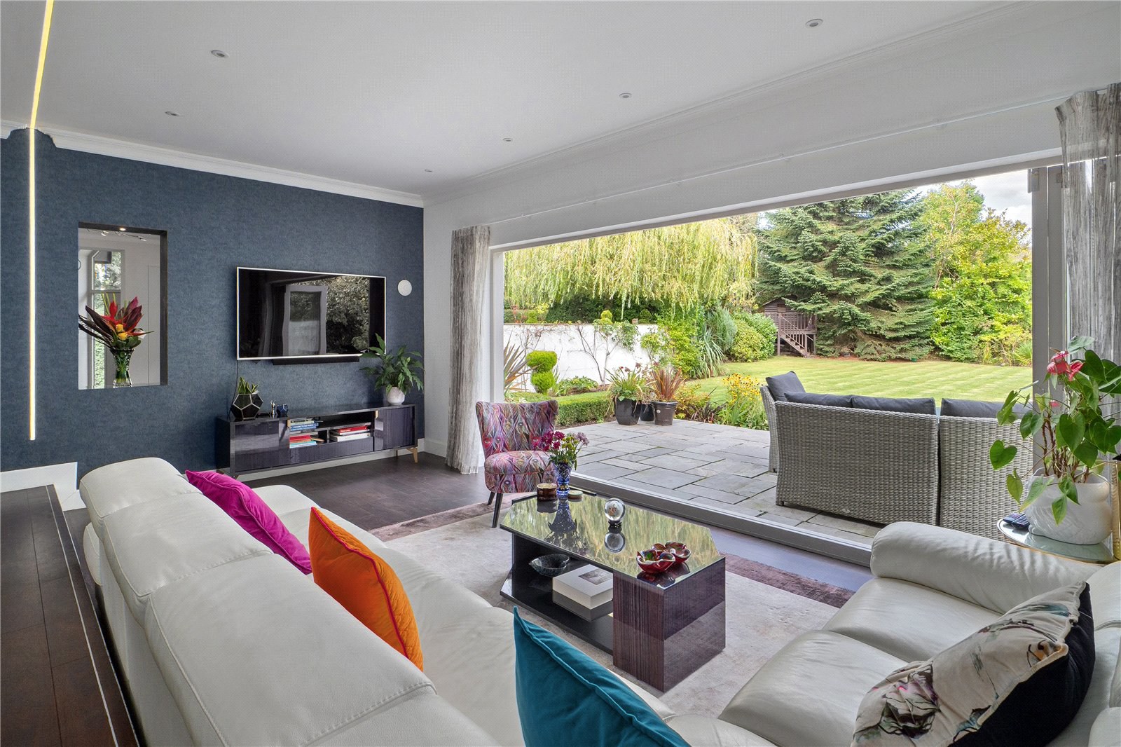 Broad Lane, Hale, WA15, photo 7