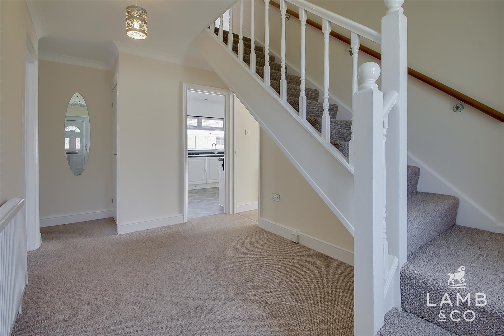 Briarwood Avenue, Holland-On-Sea, photo 12