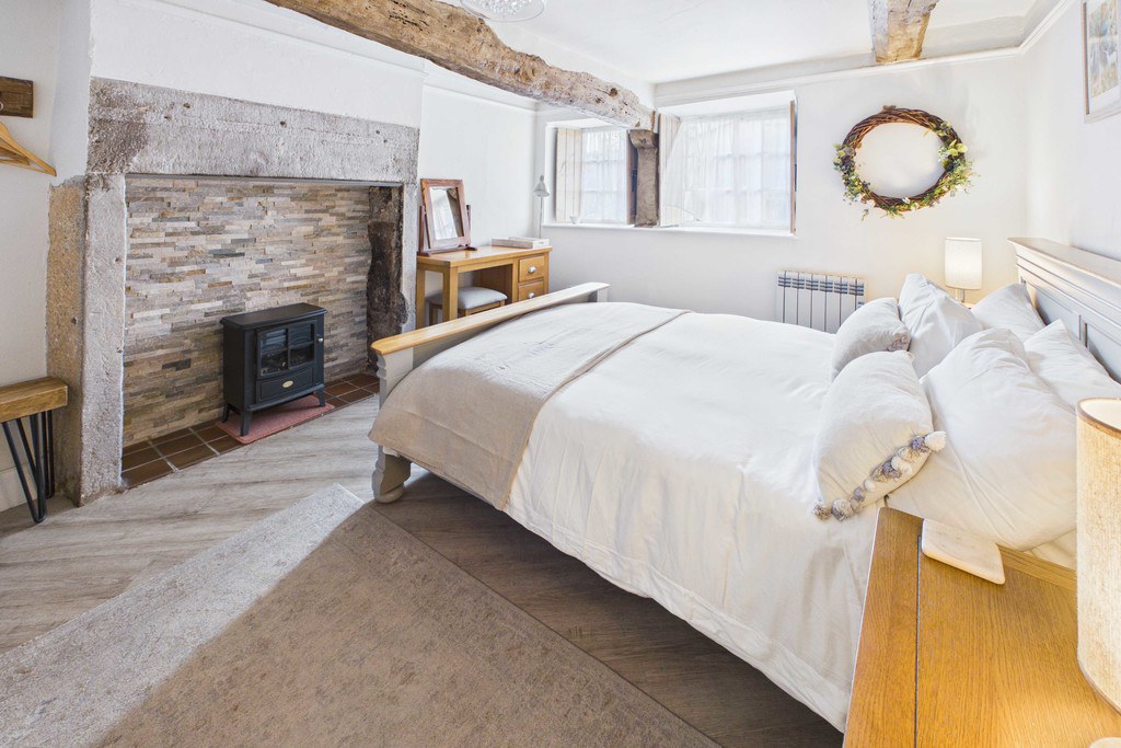 Flat 1, Church Town House, The Square, Cartmel, Grange-over-Sands, Cumbria, LA11 6QB., photo 4