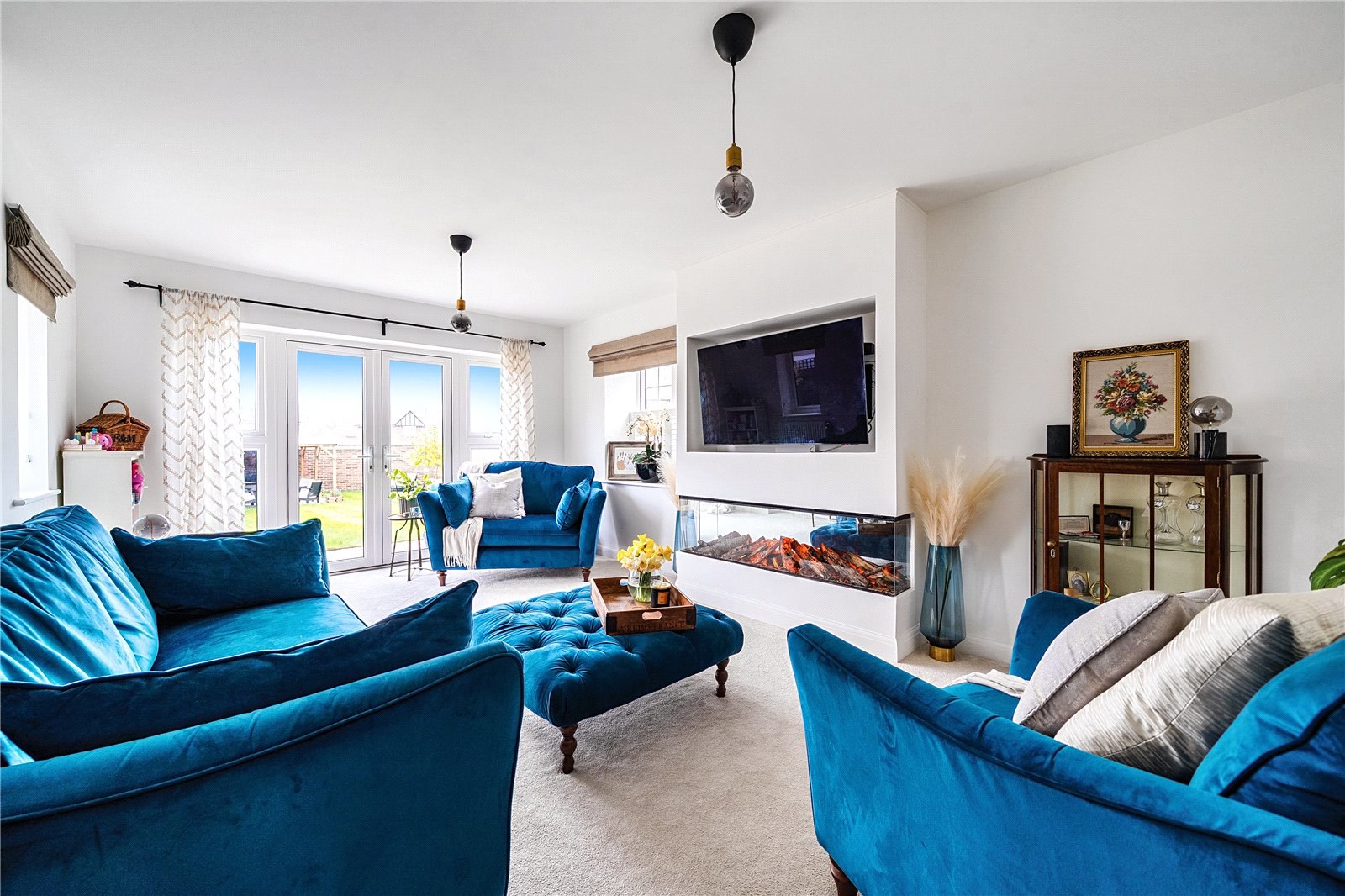 Poyle Road, Tongham, Farnham, Surrey, GU10, photo 2