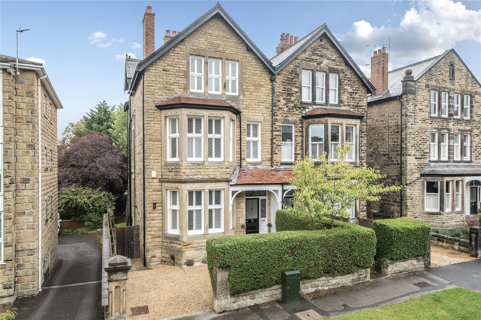 5 bed home for sale in West End Avenue