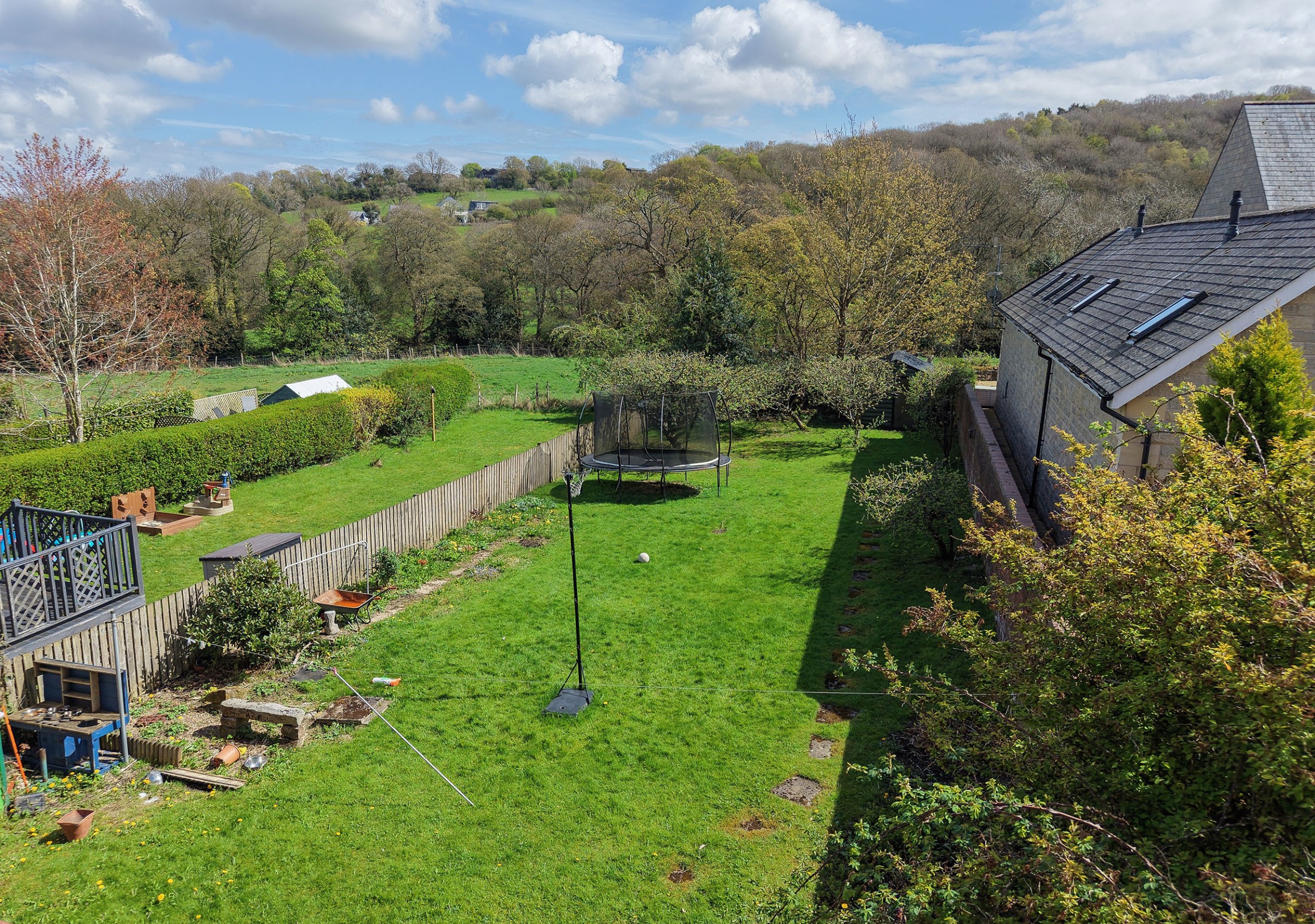New Road, Holymoorside, S42, photo 29