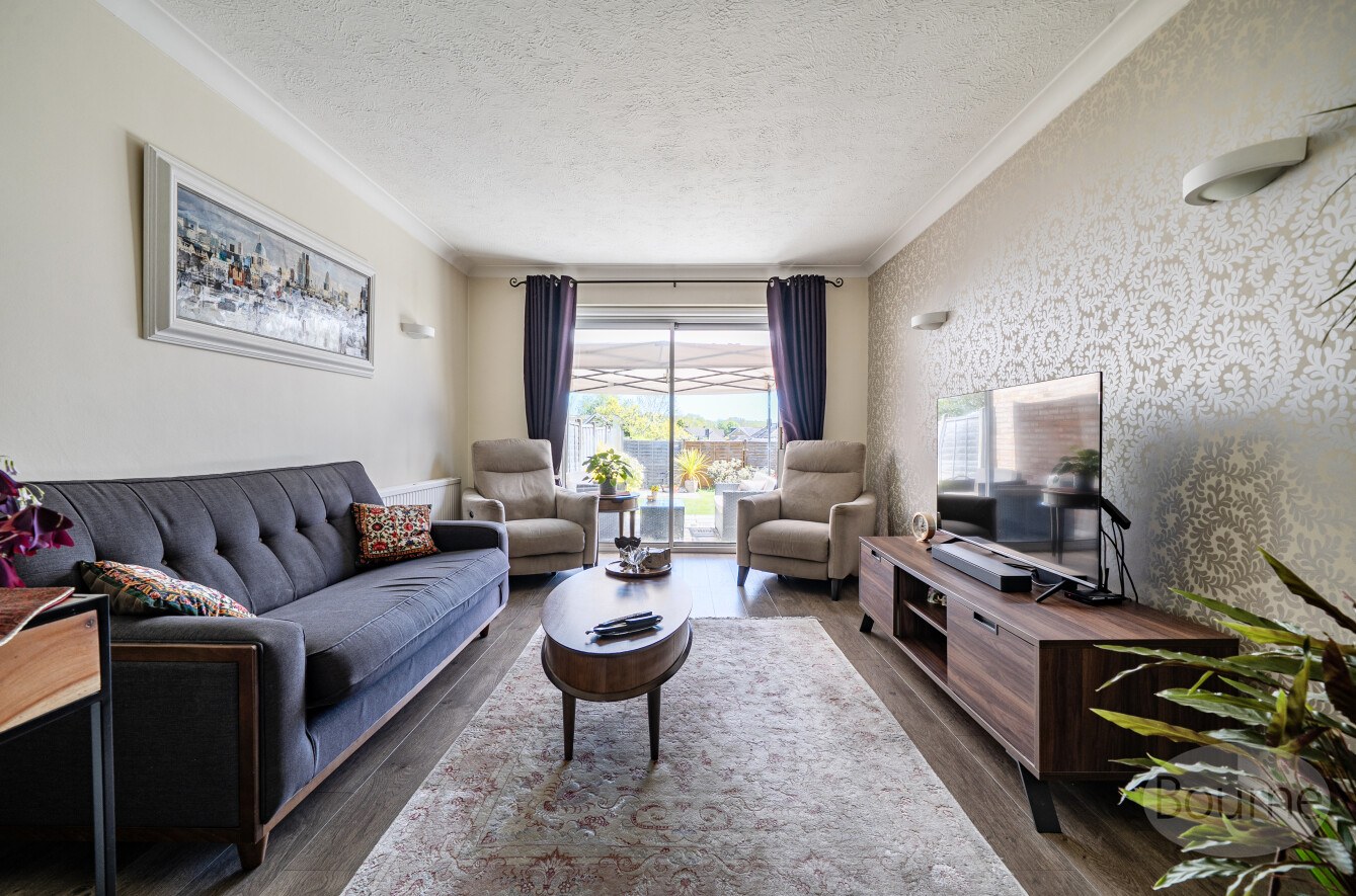 Brocks Drive, Fairlands, Guildford, Surrey, GU3, photo 12