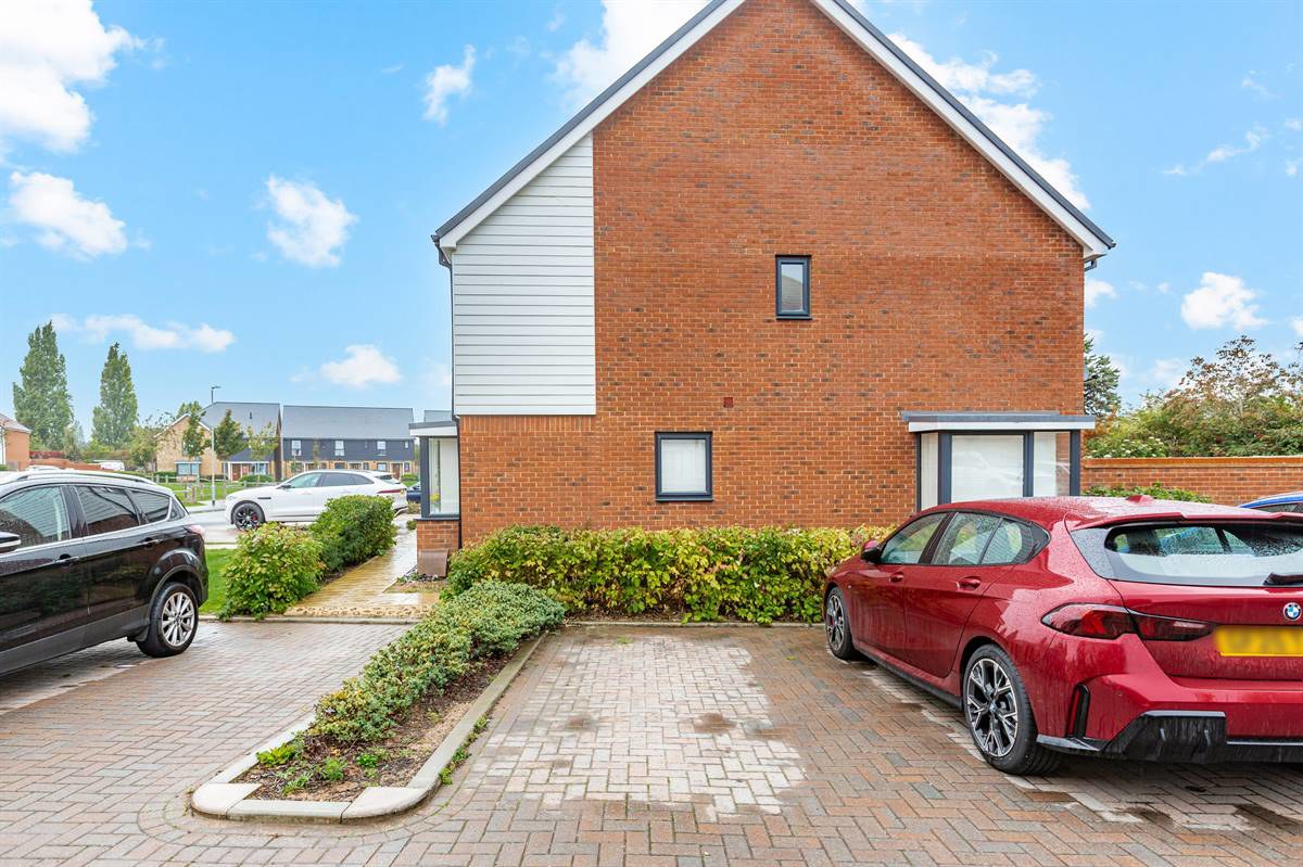 Nova Avenue, Faversham, photo 14