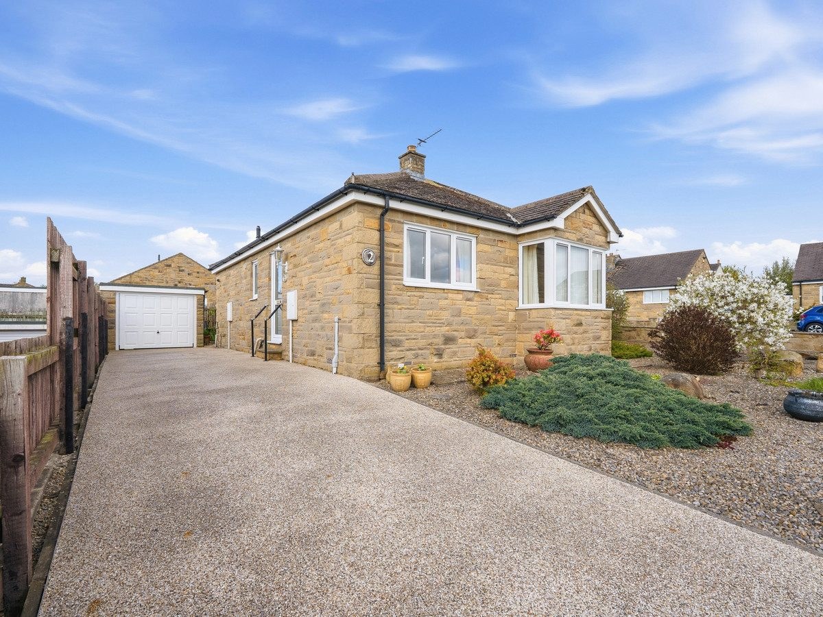 Hawthorn Close
