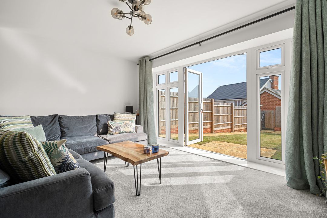Oak Avenue, Wokingham, RG40, photo 2