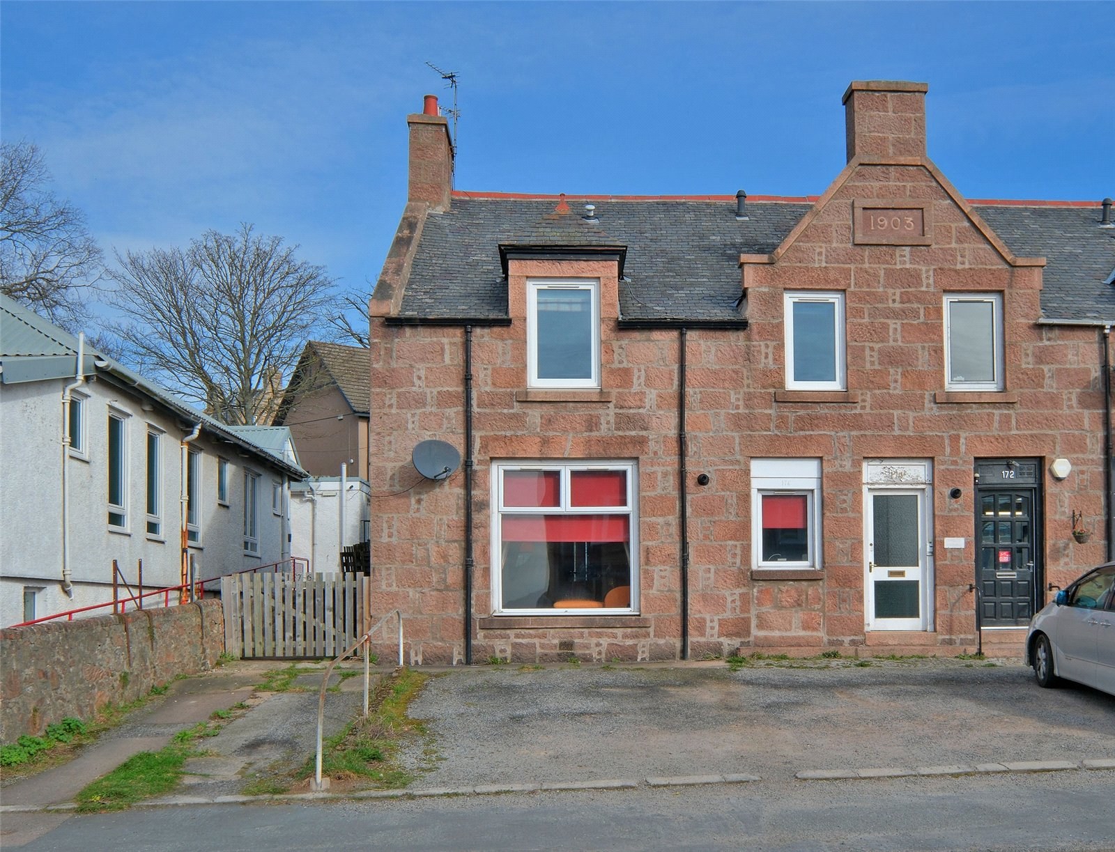 North Deeside Road