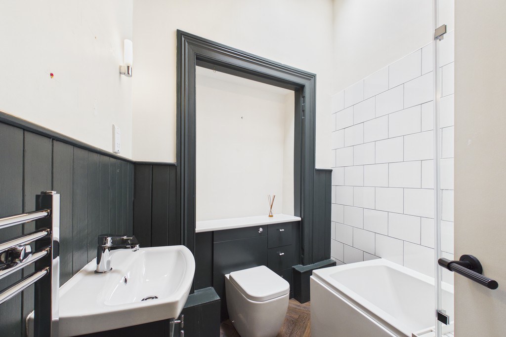 Flat 3, 5 St Johns Street, Keswick, Cumbria, CA12 5AP, photo 31