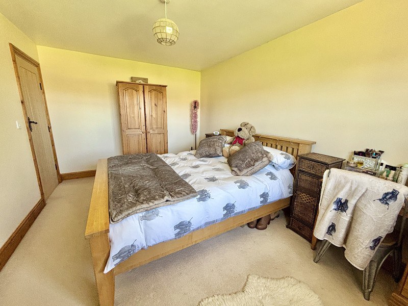 Neath Road, Pontardawe, Swansea., photo 23