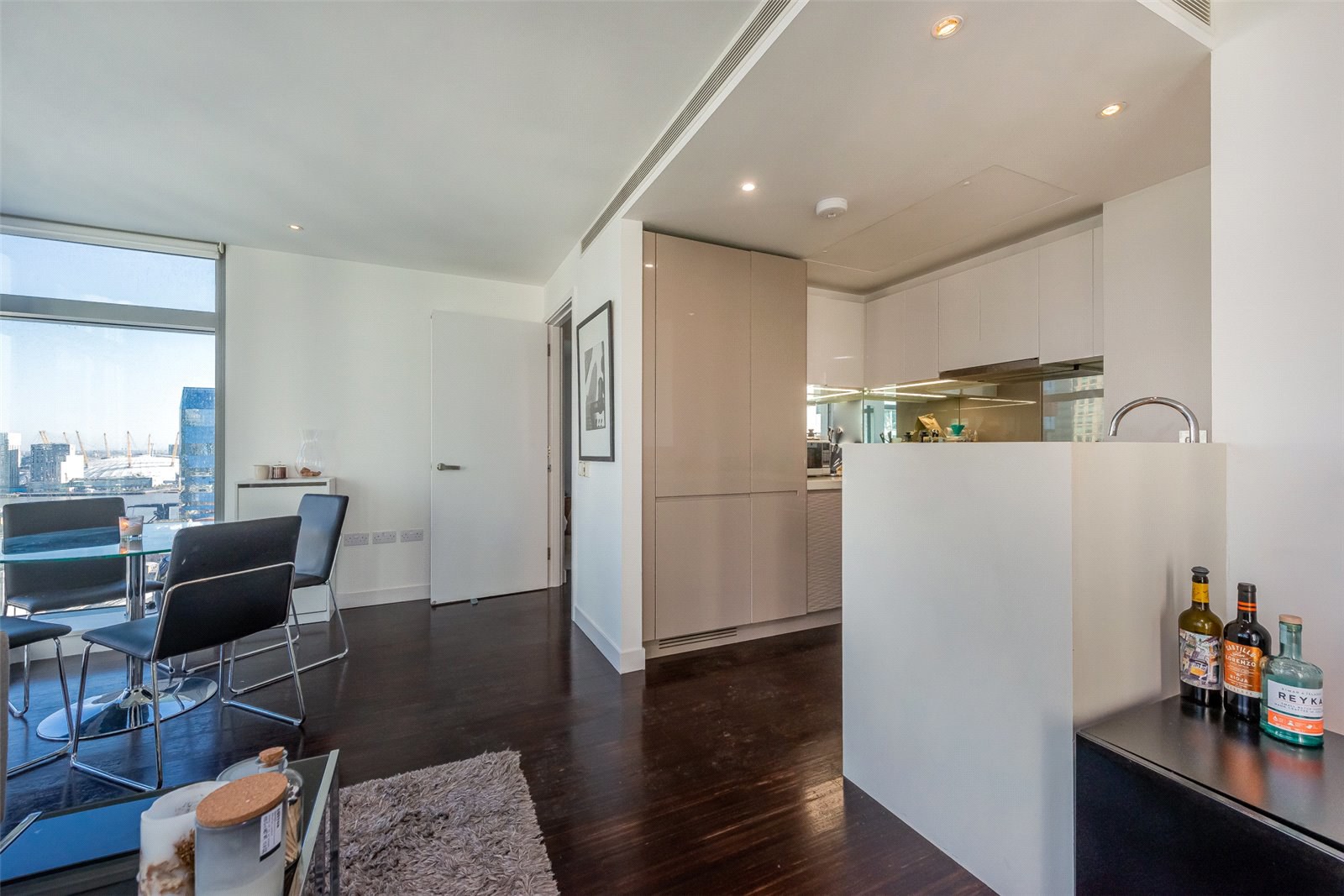 3 Pan Peninsula Square, East Tower, Canary Wharf, E14, photo 10
