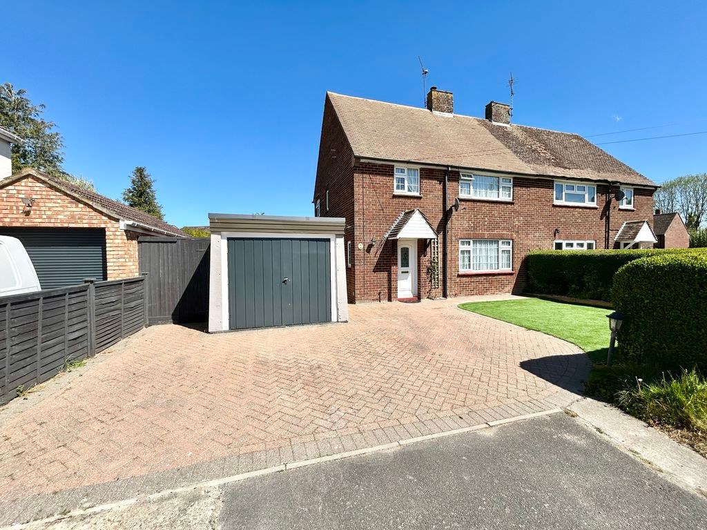 Castle Hill RoadTotternhoe LU6 1RG