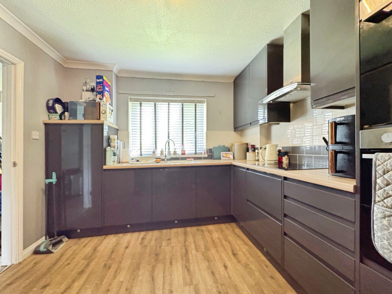 Helston, Ideal family home, photo 6