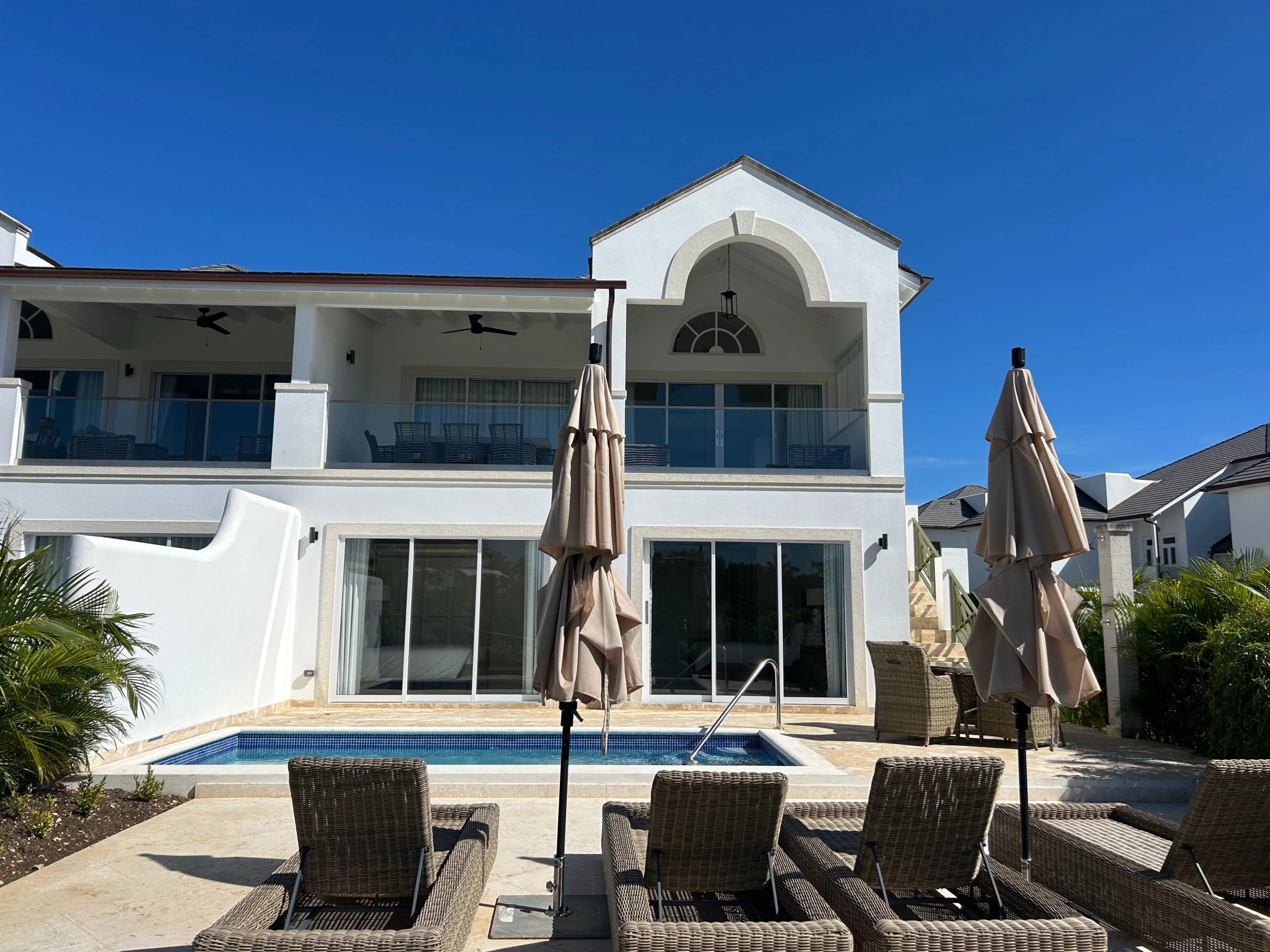 Par Three Villa