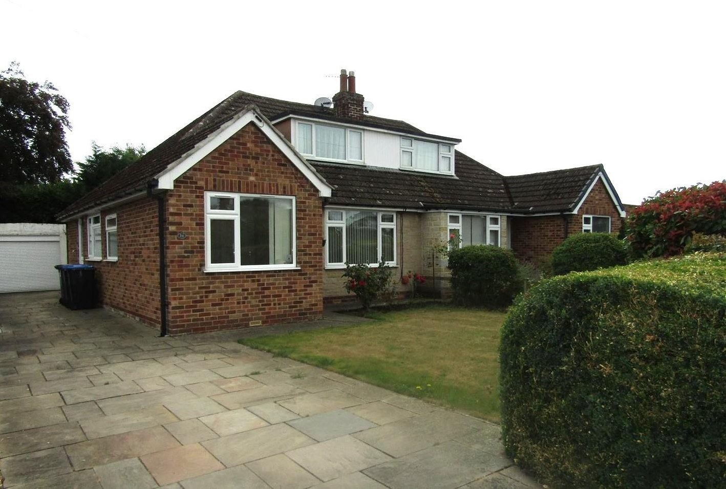 Chatsworth Grove