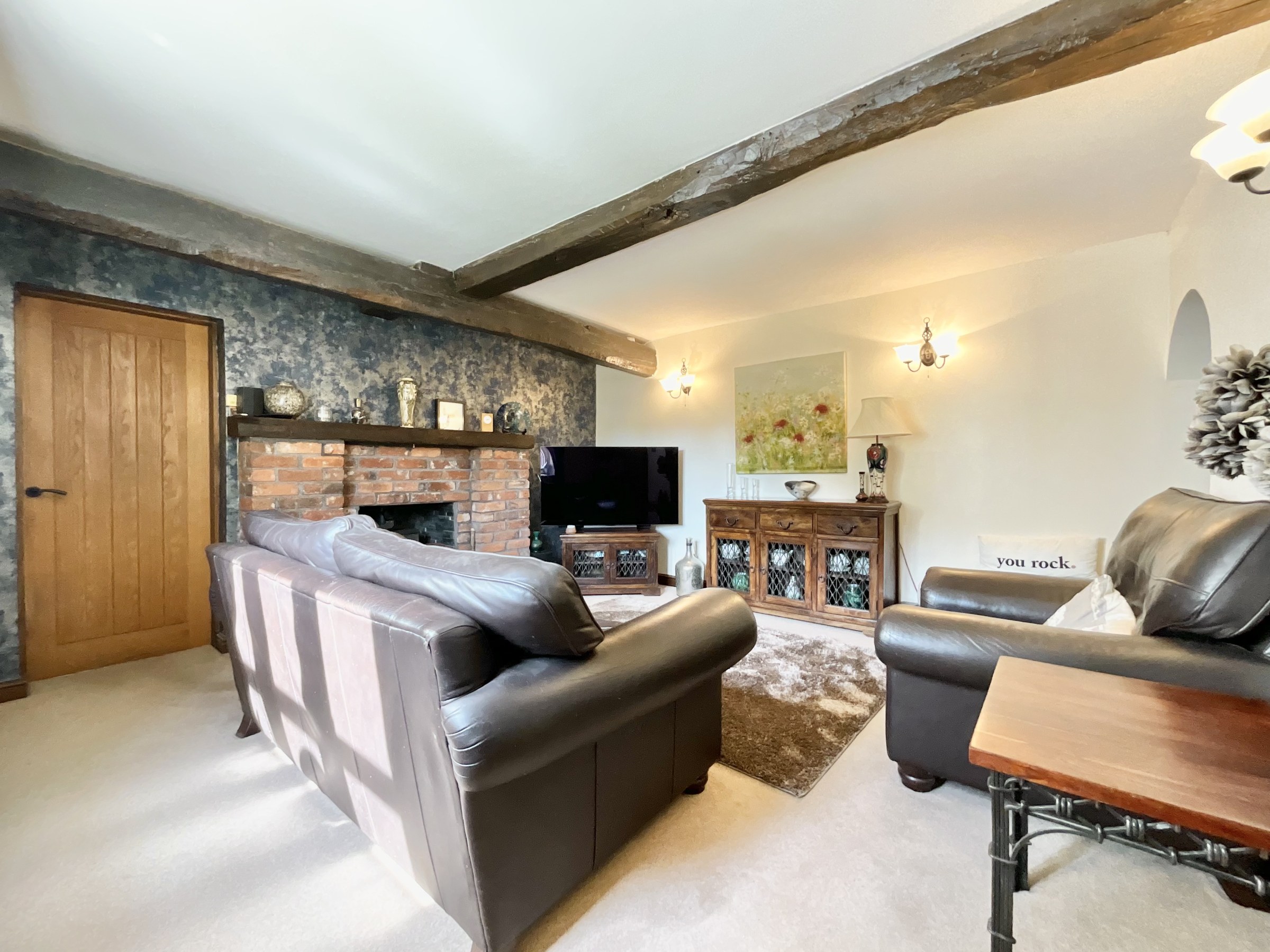 High Street, Caverswall, ST11, photo 6