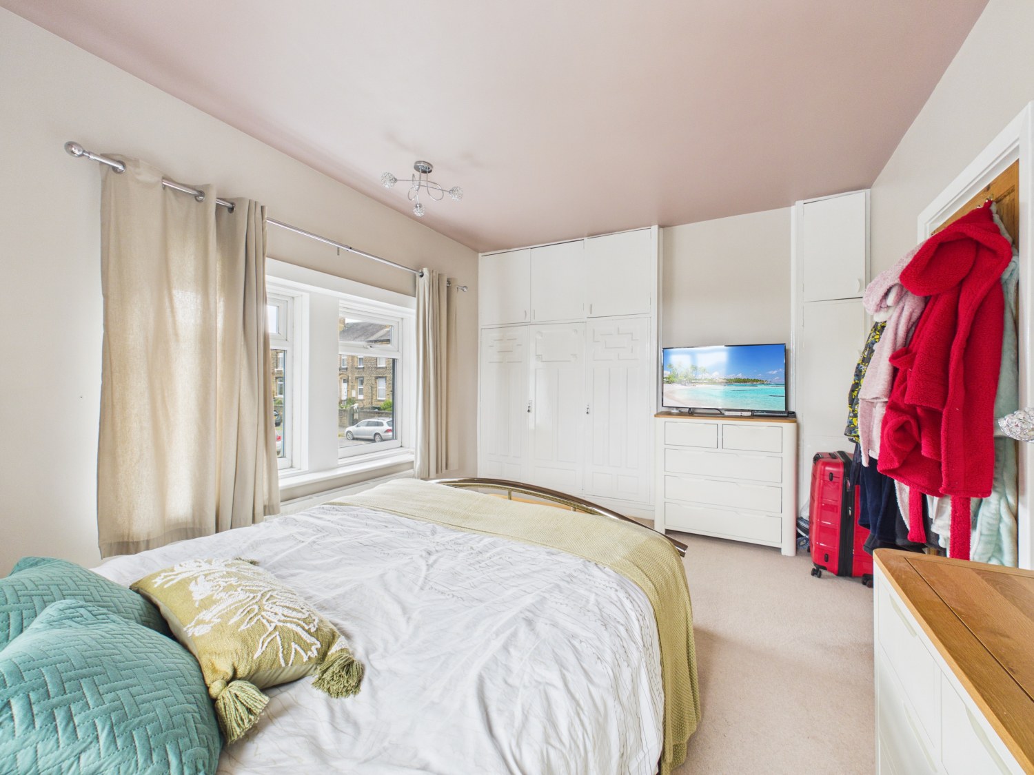 169 REINWOOD ROAD, HUDDERSFIELD, photo 11