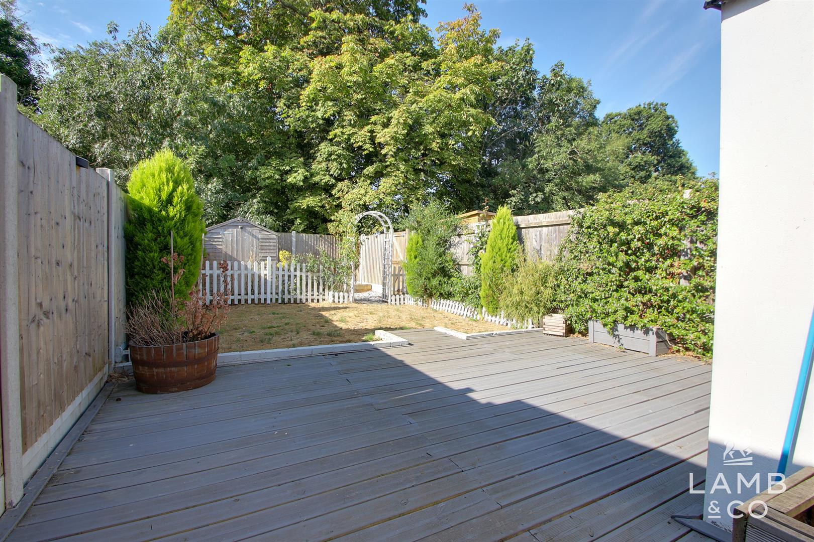 Photo 11