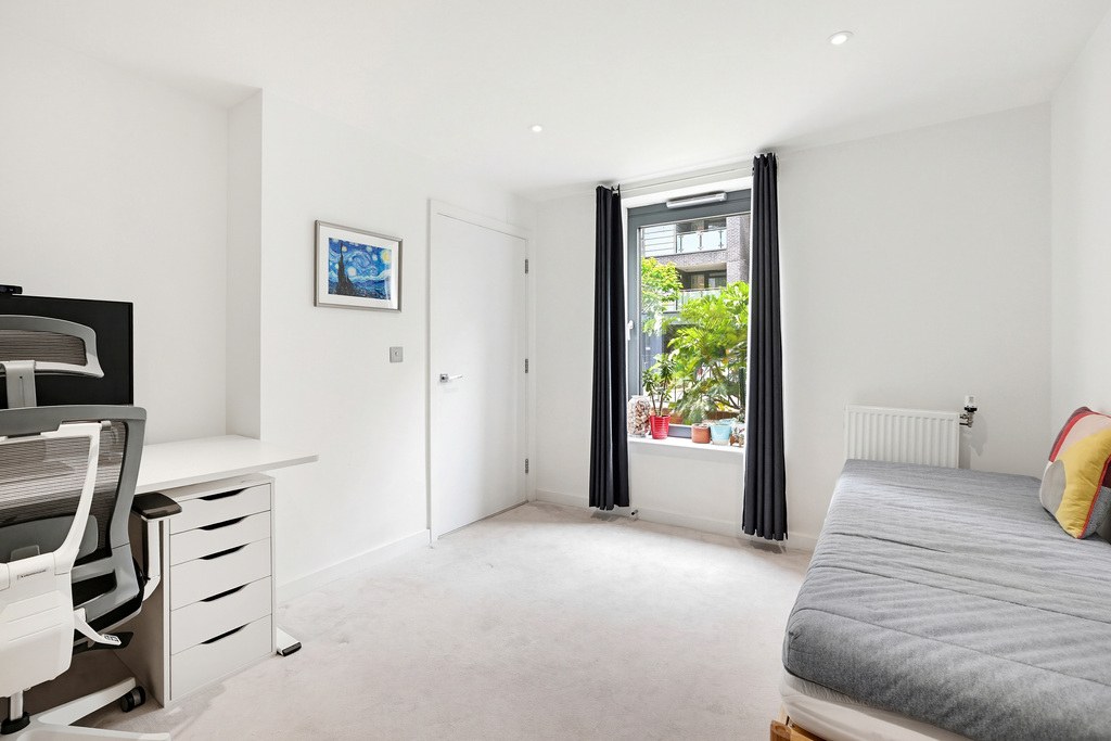 Redwell House, West Ealing London, W13, photo 13