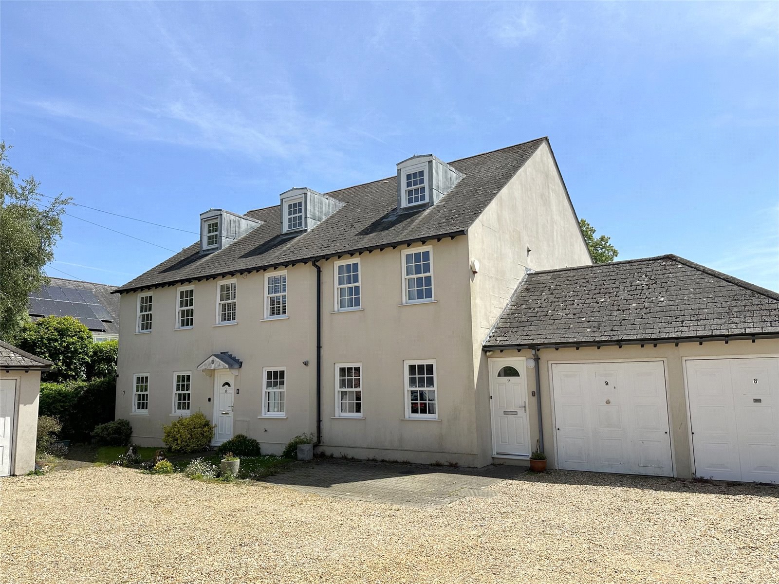 St. Pauls Gardens, Chichester, West Sussex, PO19