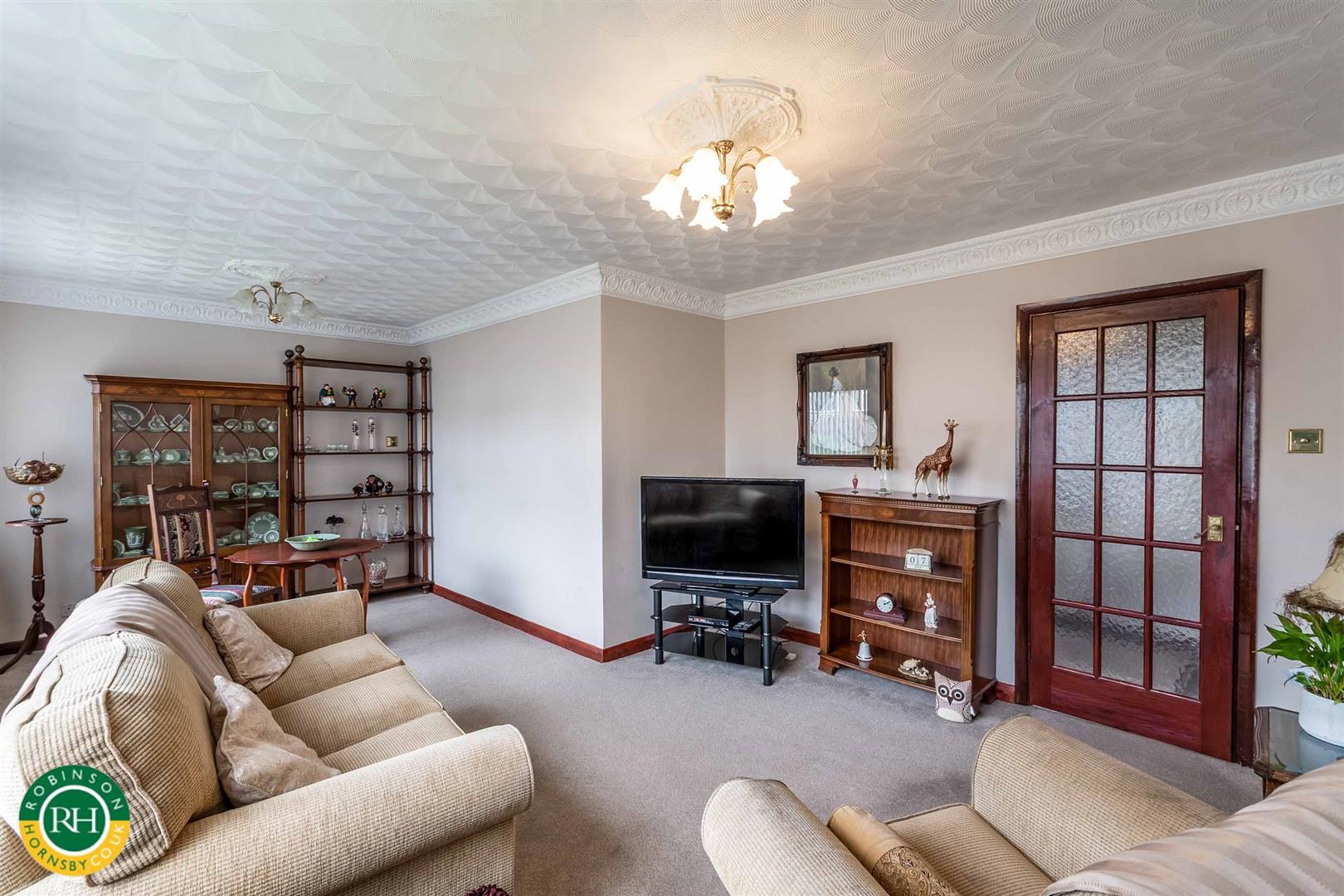Russell Avenue, Harworth, Doncaster, photo 2