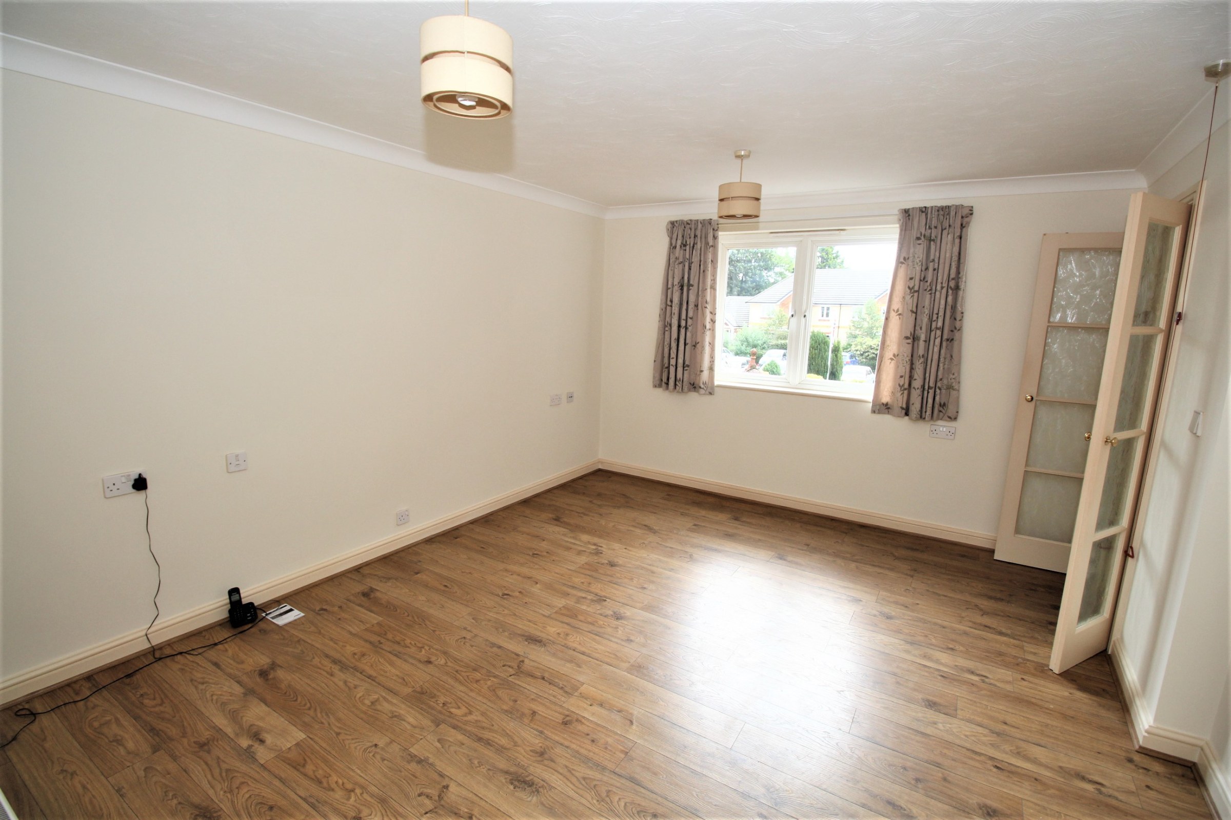 Willow Court, Ackender Road, Alton, Hampshire, GU34, photo 4