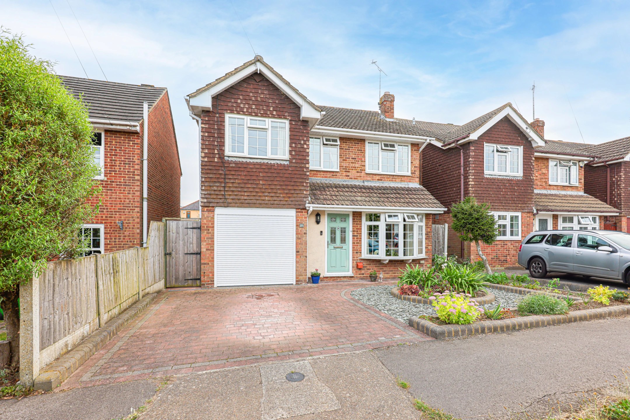 Knivet Close