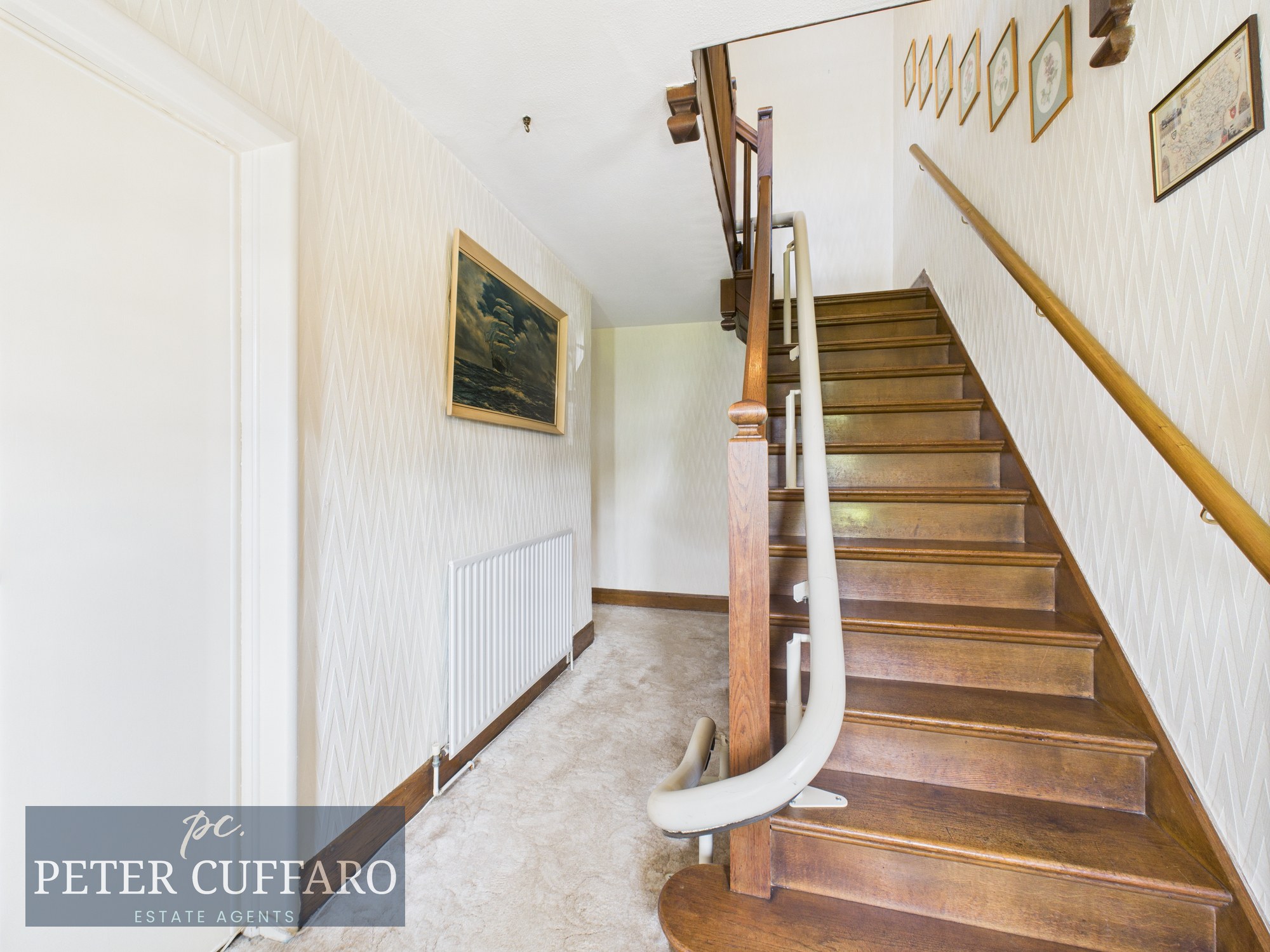 High Street, Hunsdon, SG12, photo 5