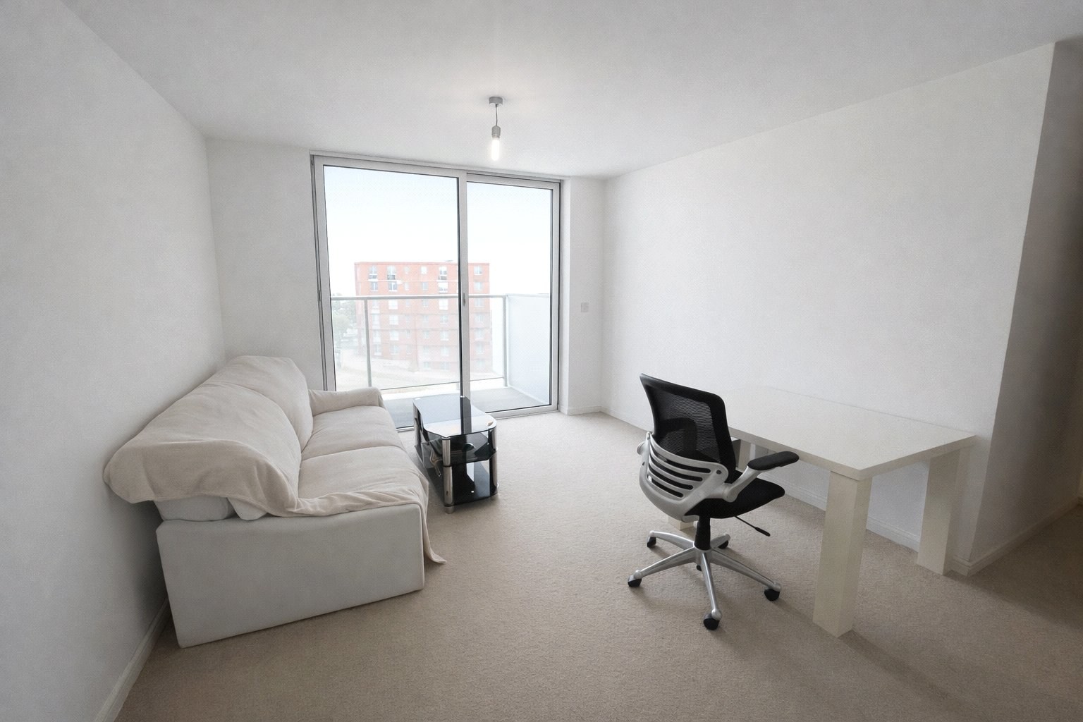 Prince Regents Road, Hounslow, Greater London, TW3, photo 2