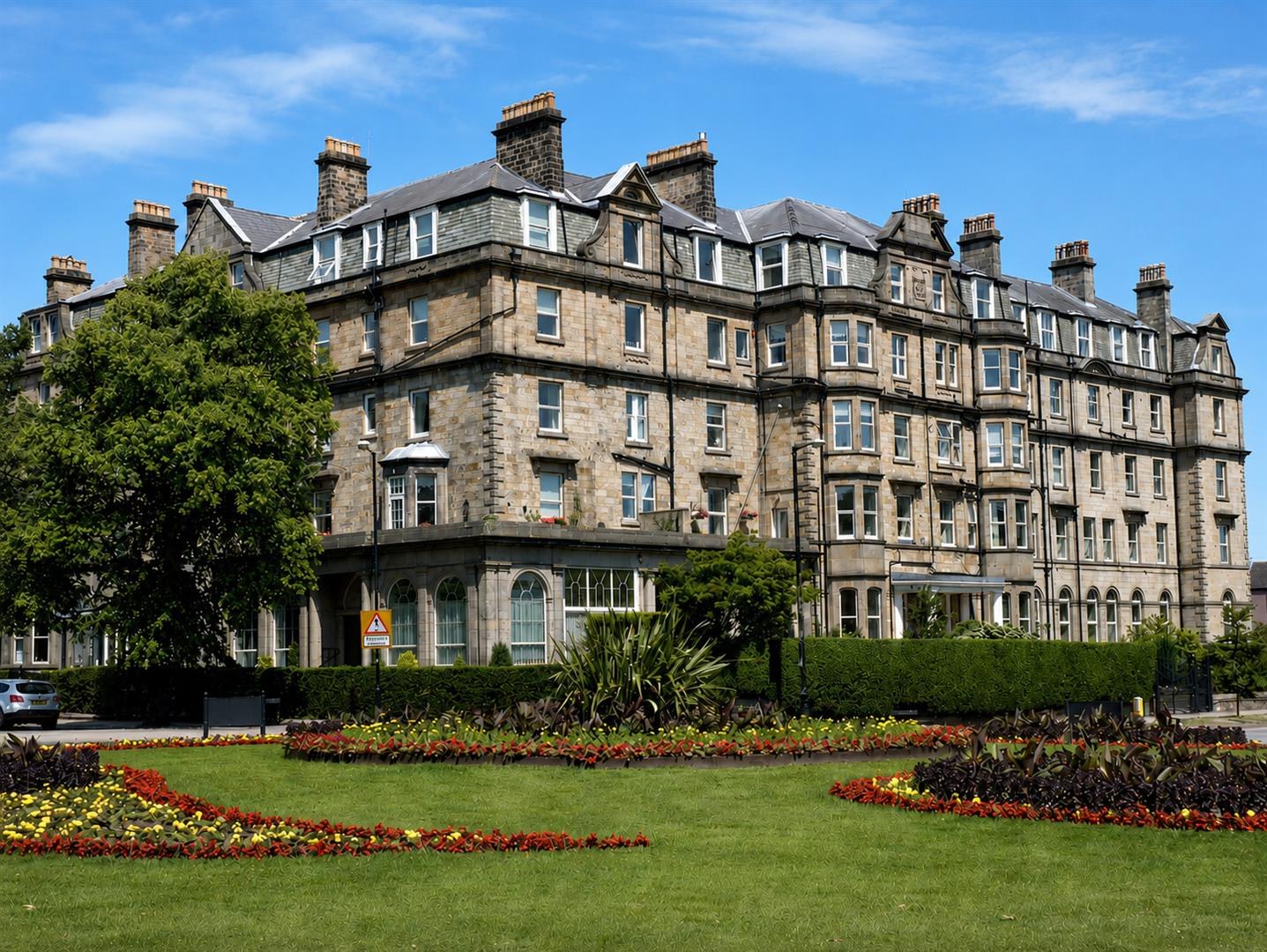 2 bed flat for sale in York Place, Harrogate