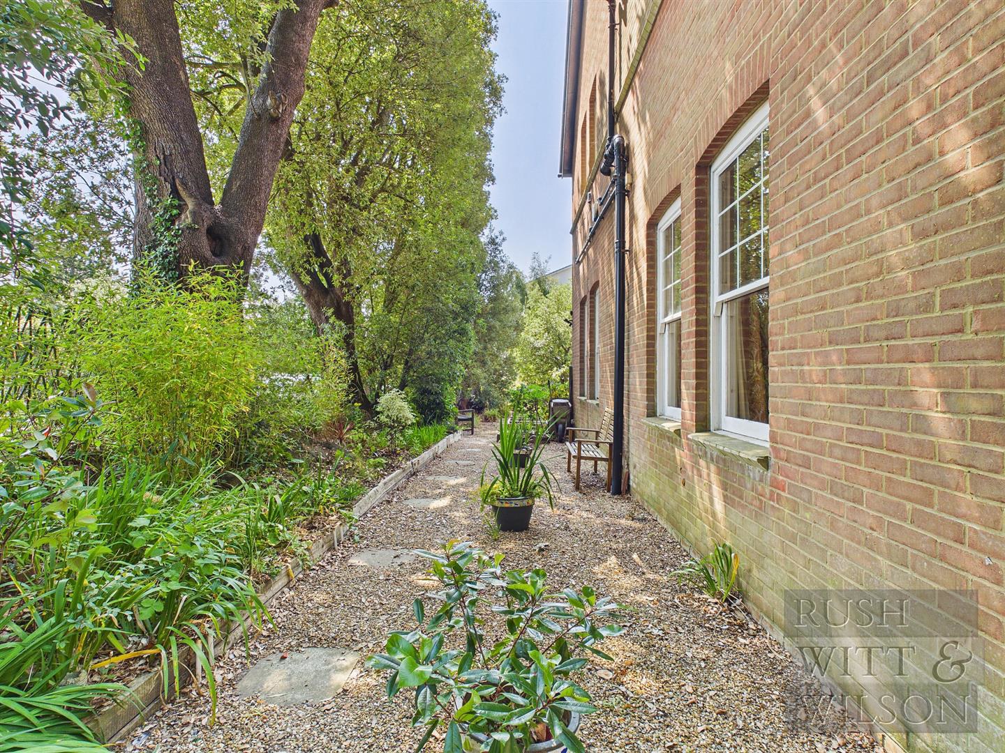 Albany Road, St. Leonards-On-Sea, photo 41