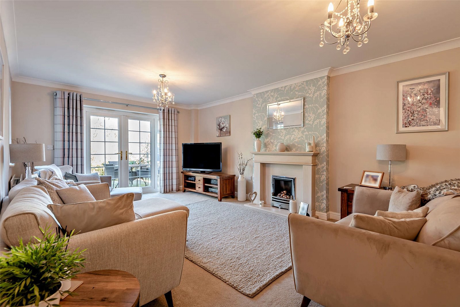 Vicarage Fields, Albrighton, WV7, photo 2