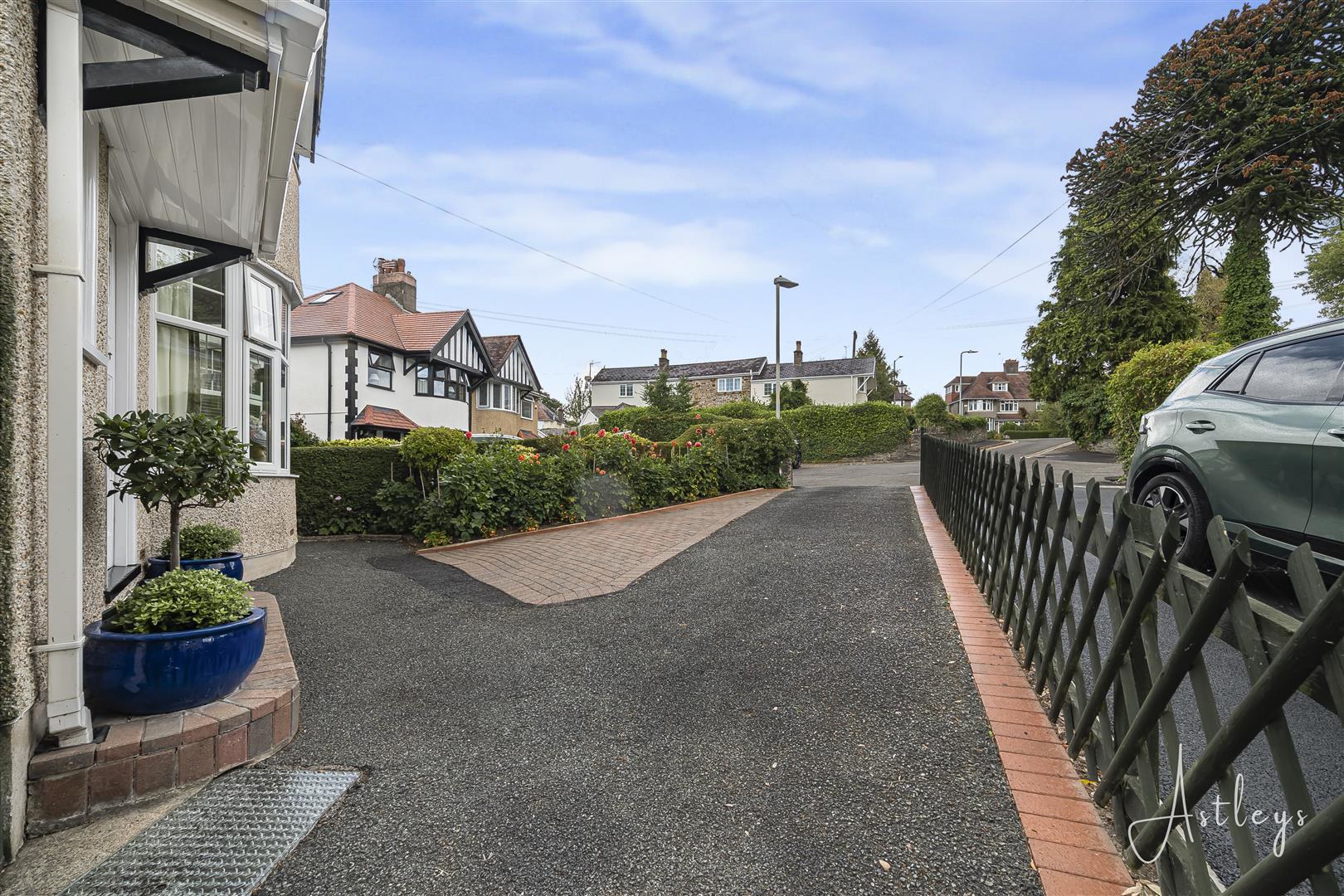 Brynnewydd Gardens, Sketty, Swansea, photo 23