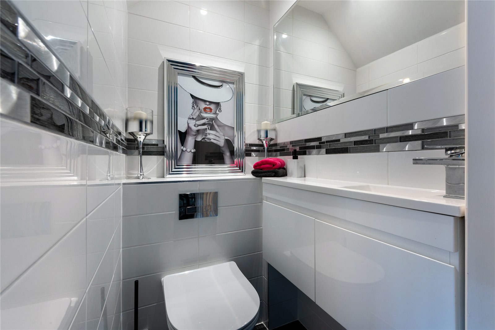 Burford Lodge, London Road, Dorking, Surrey, RH5, photo 9