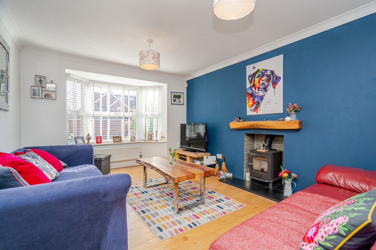 Longpeak Close, Tattenhoe, Milton Keynes MK4, photo 3